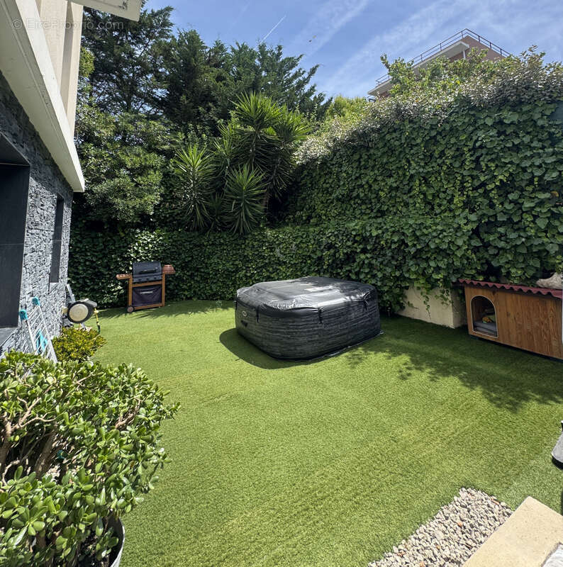 Appartement à MARSEILLE-9E