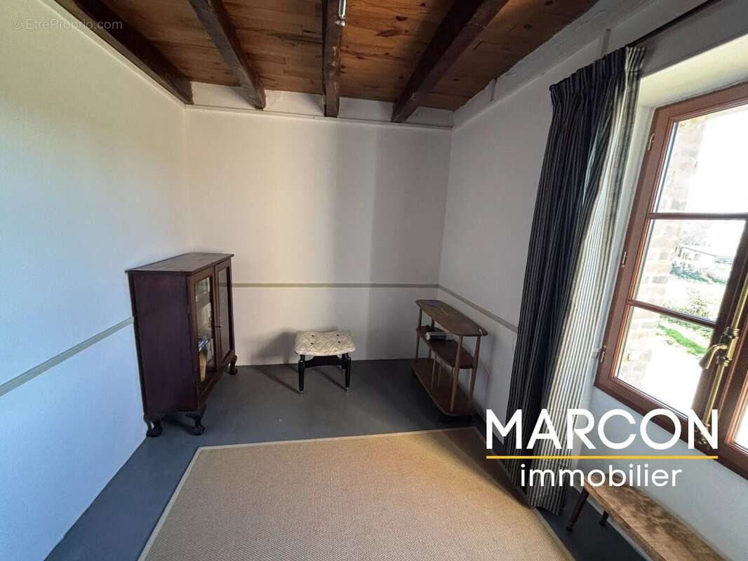 Maison à CHENERAILLES