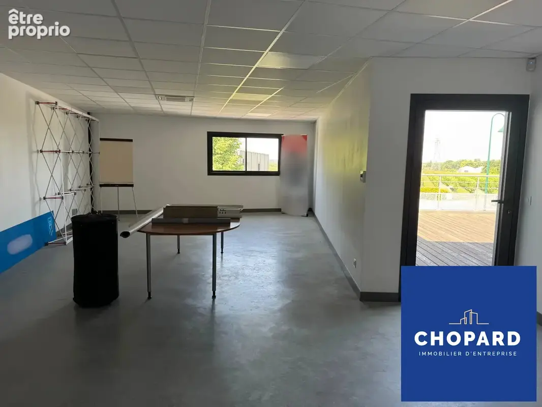 Commerce 1286 m² à Pompignac  - photo 5