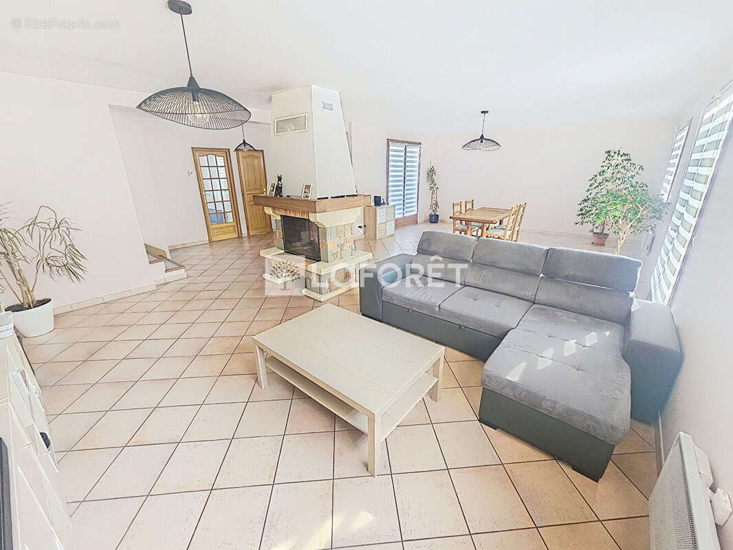 Maison à ORMESSON-SUR-MARNE