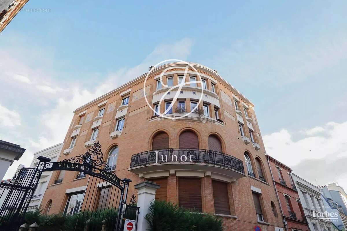 Appartement à LEVALLOIS-PERRET