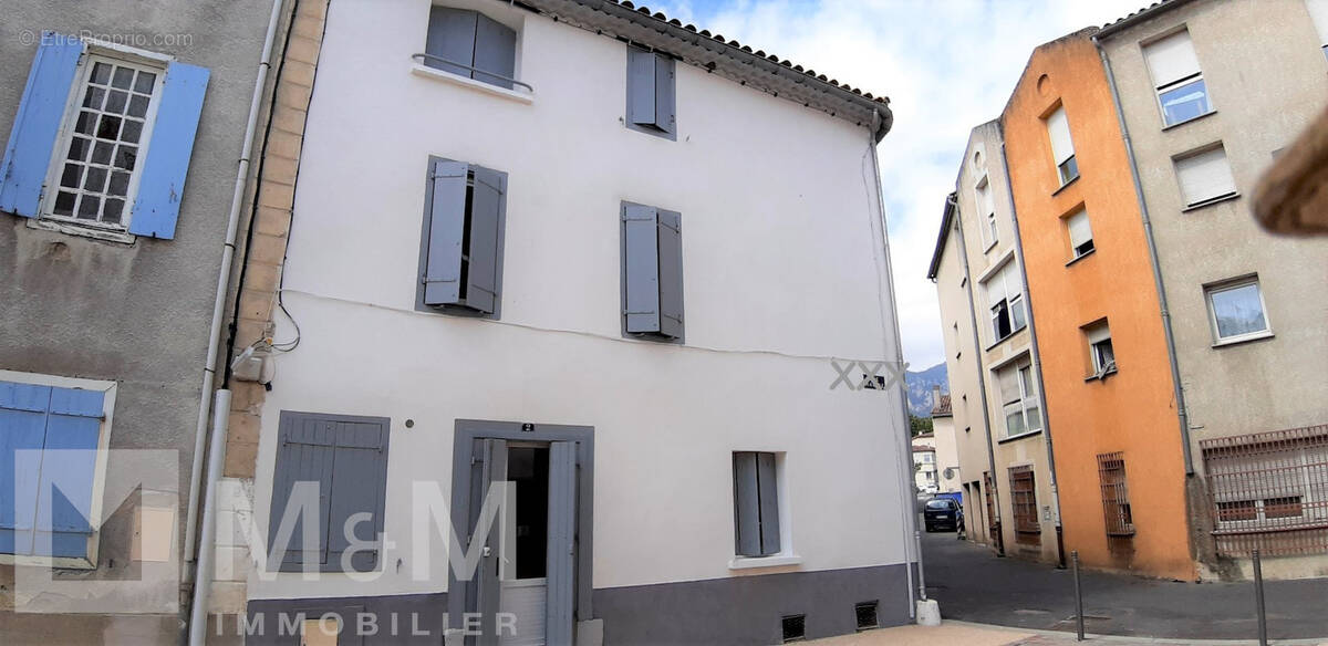Maison à QUILLAN