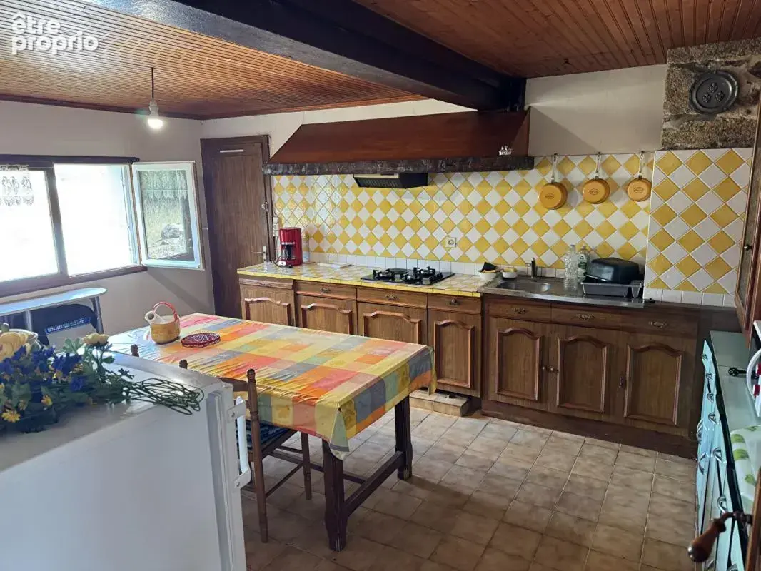 Maison T5 +Maison T3 - BRECH - Ref  9239 - photo 4