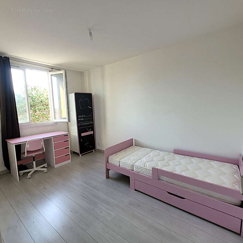 Appartement à NOZAY
