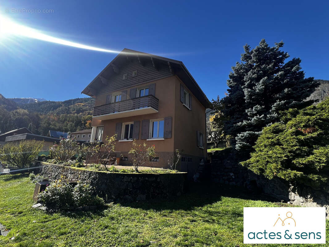 Maison à SAINT-MARTIN-D&#039;ARC