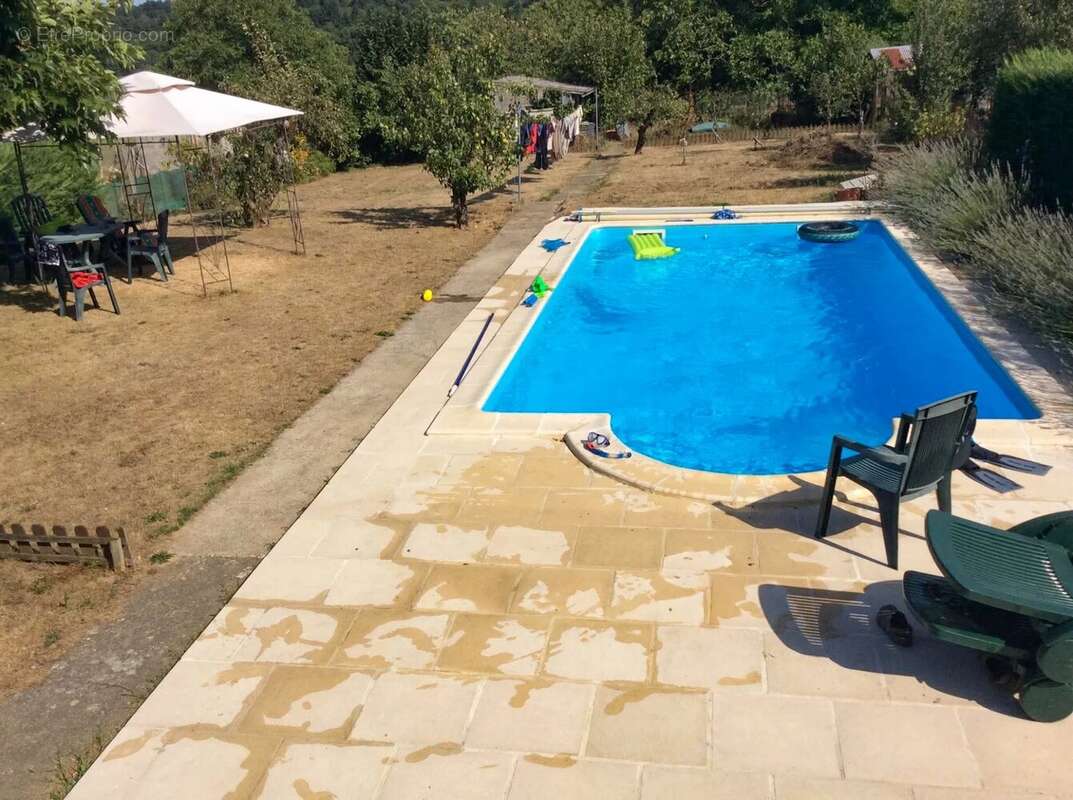 Maison à LA COQUILLE