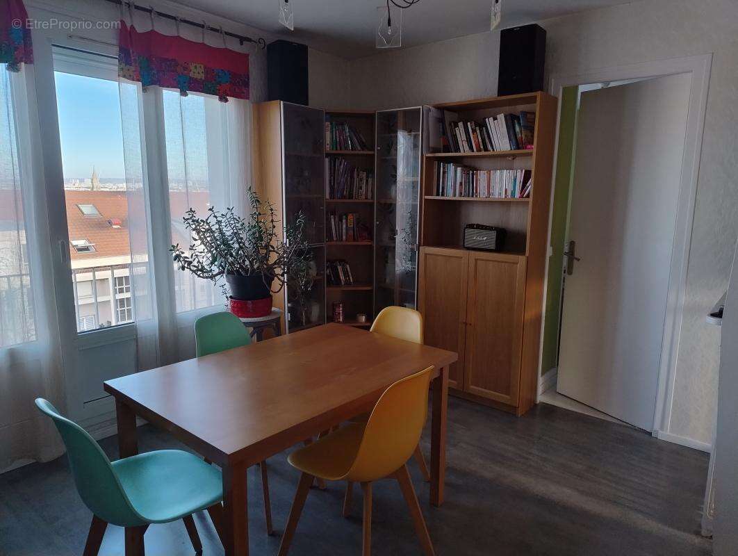 Appartement à REIMS