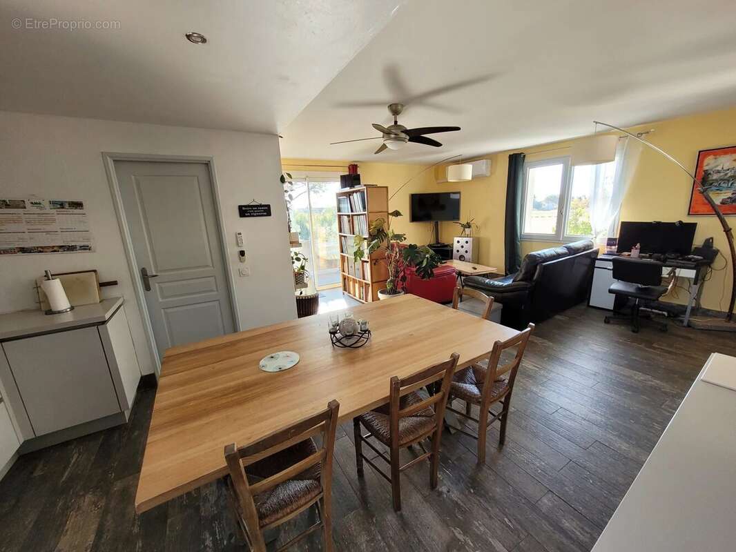 Maison à SAINT-HILAIRE-DE-BRETHMAS