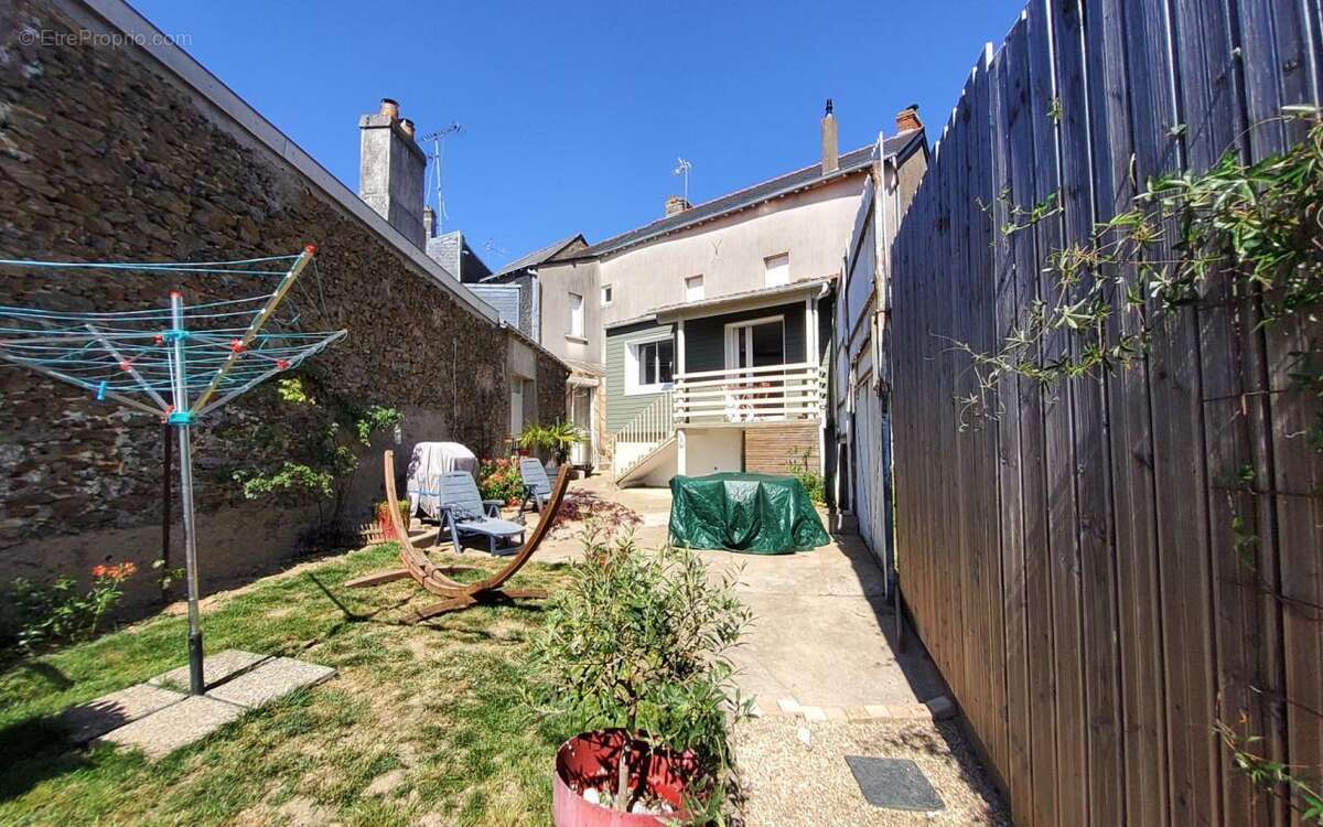 Maison à CHEMILLE