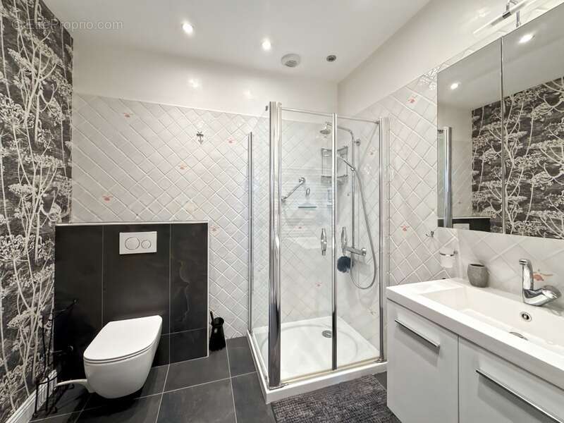 Maison à SAINT-SAUVEUR-D'AUNIS