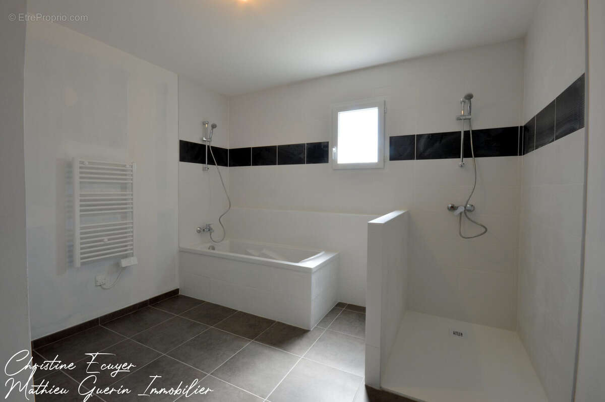Maison 106 m² à Bregnier-Cordon  - photo 9
