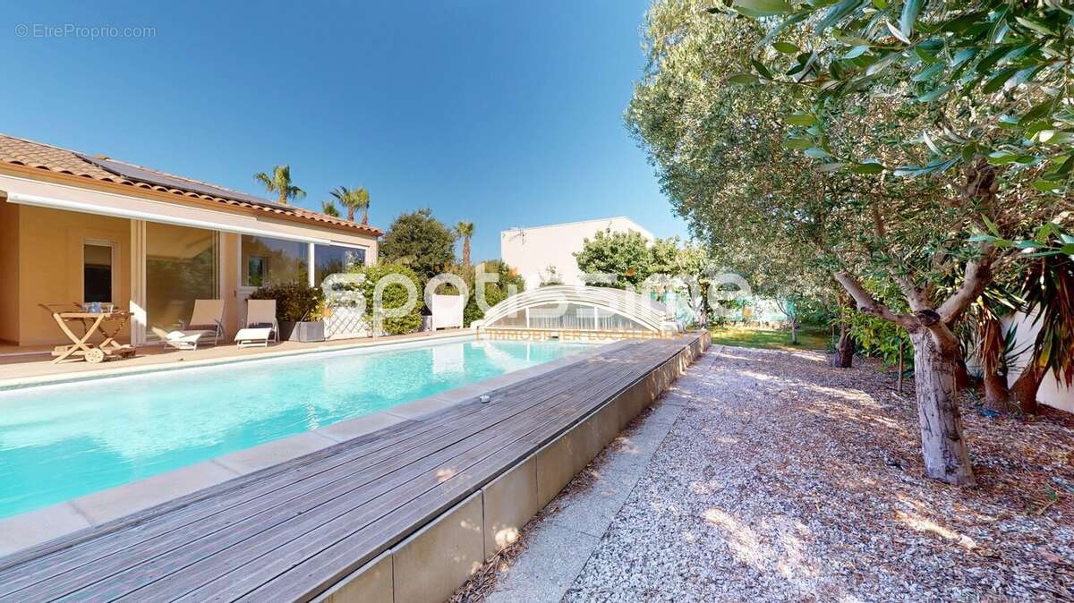Maison à AGDE