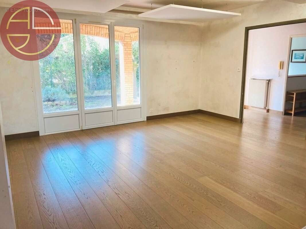 Commerce à CASTANET-TOLOSAN