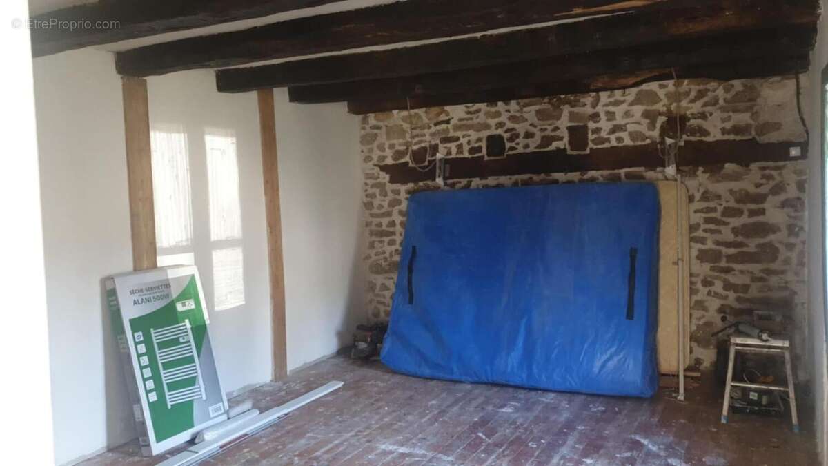 Maison à ROZIERS-SAINT-GEORGES