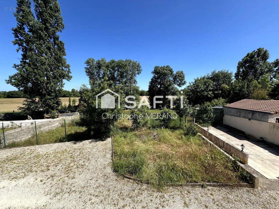 Photo 4 - Maison à DANGE-SAINT-ROMAIN
