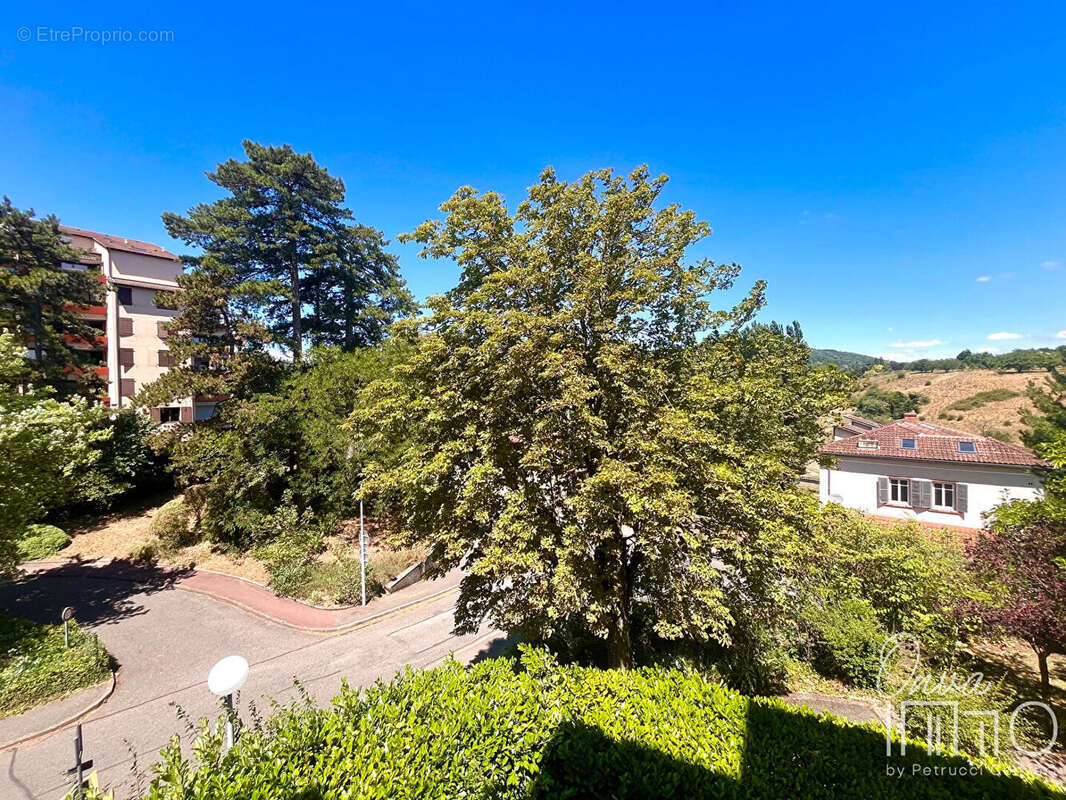 Plateau Saint-Rambert  - T4 de 81m² avec loggia et parking - photo 11