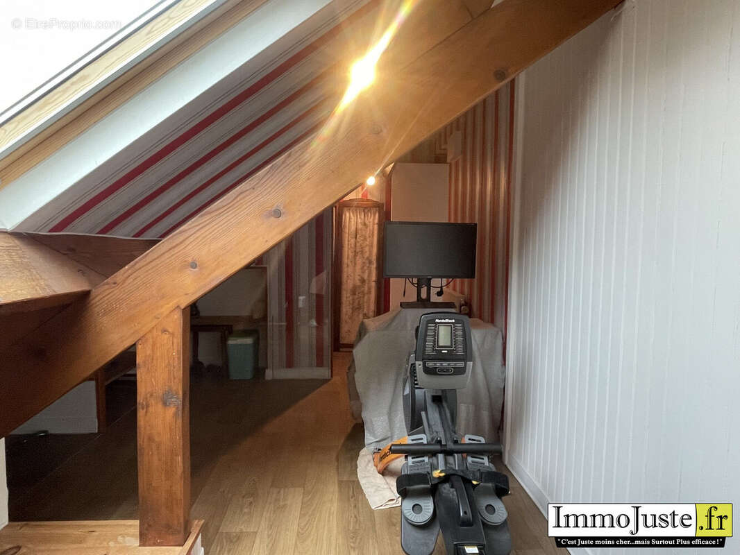 Maison à MAGNY-LES-HAMEAUX