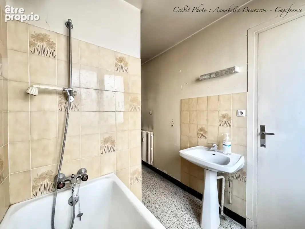 Appartement t5 a renover – clermont-ferrand - les salins - tres beau potentiel - photo 30