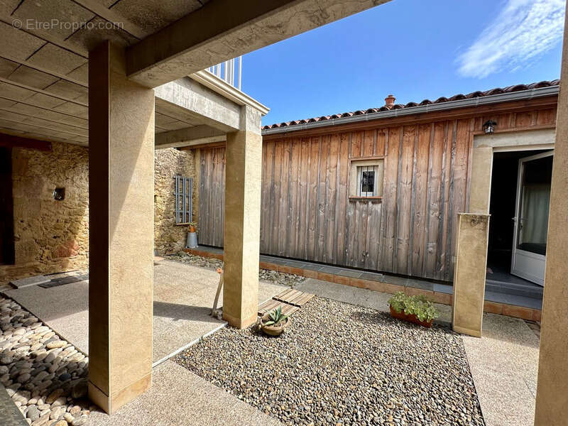 Maison à CASTELNAVET