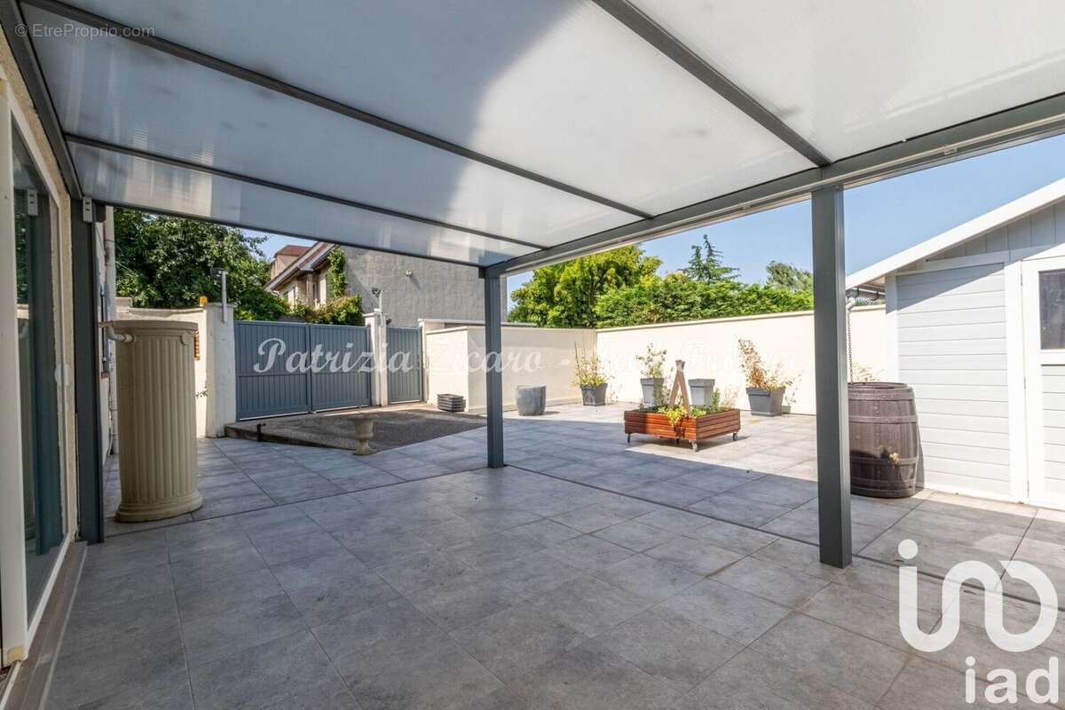 Photo 2 - Appartement à LA VILLE-DU-BOIS