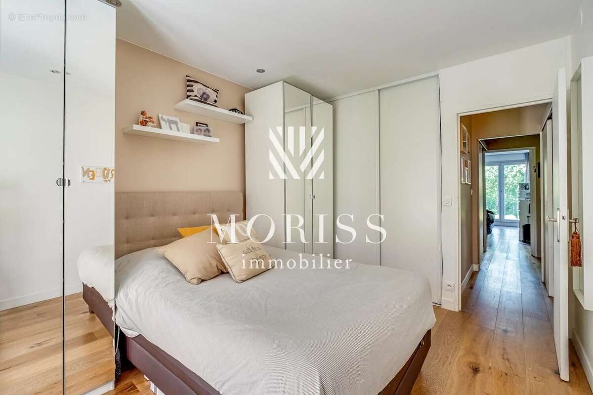 Appartement à CHARENTON-LE-PONT