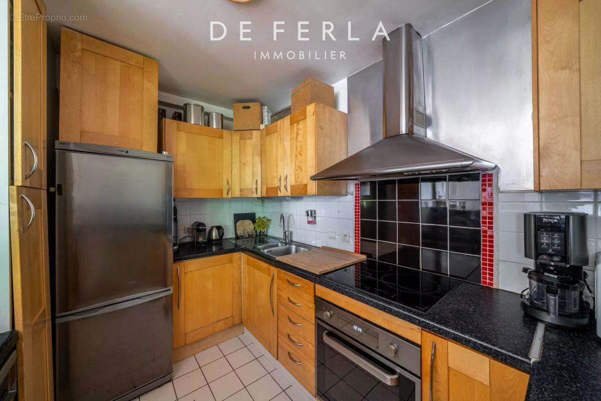 Appartement à PARIS-15E