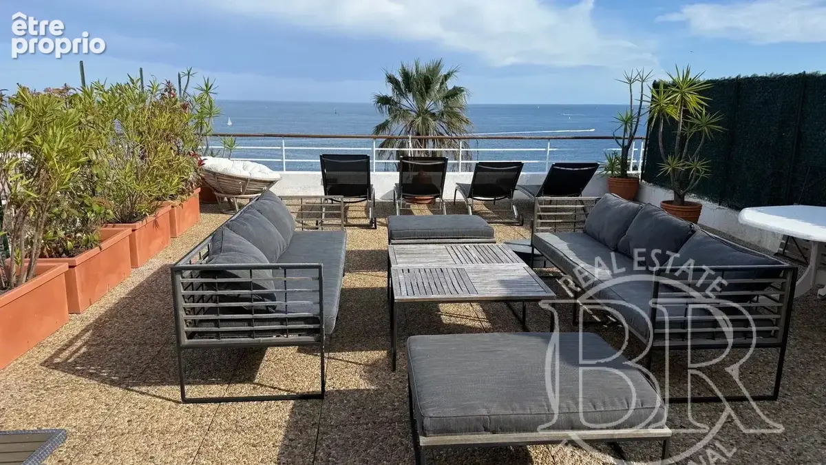 VALLAURIS A Vendre  appartement  avec la terrasse de 80m2  T3 Vallauris vue panoramique mer - photo 10