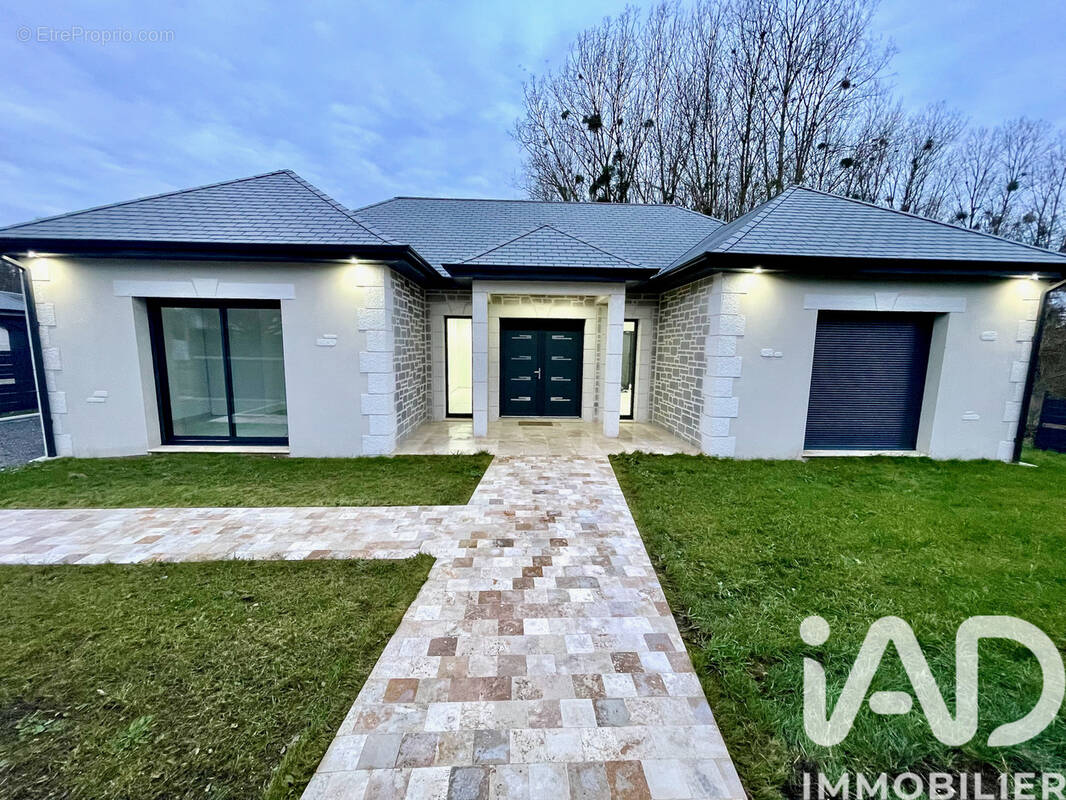 Photo 1 - Maison à CONTRES