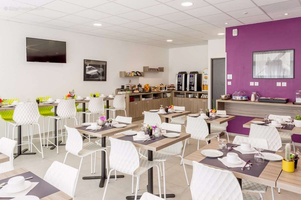 INVESTISSEMENT LOCATIF  MERIGNAC  Résidence Nemea Appart Hotel Stadium Bordeaux aéroport -  8.09% de rentabilité - photo 9