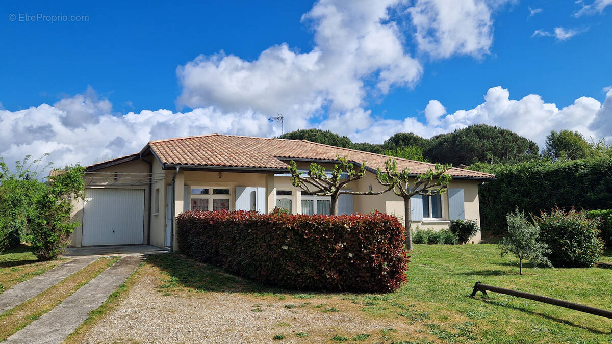 Maison à SAINT-MACAIRE