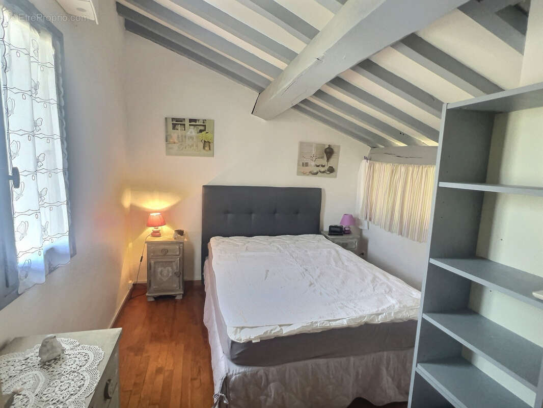 Maison à SAINT-CYPRIEN