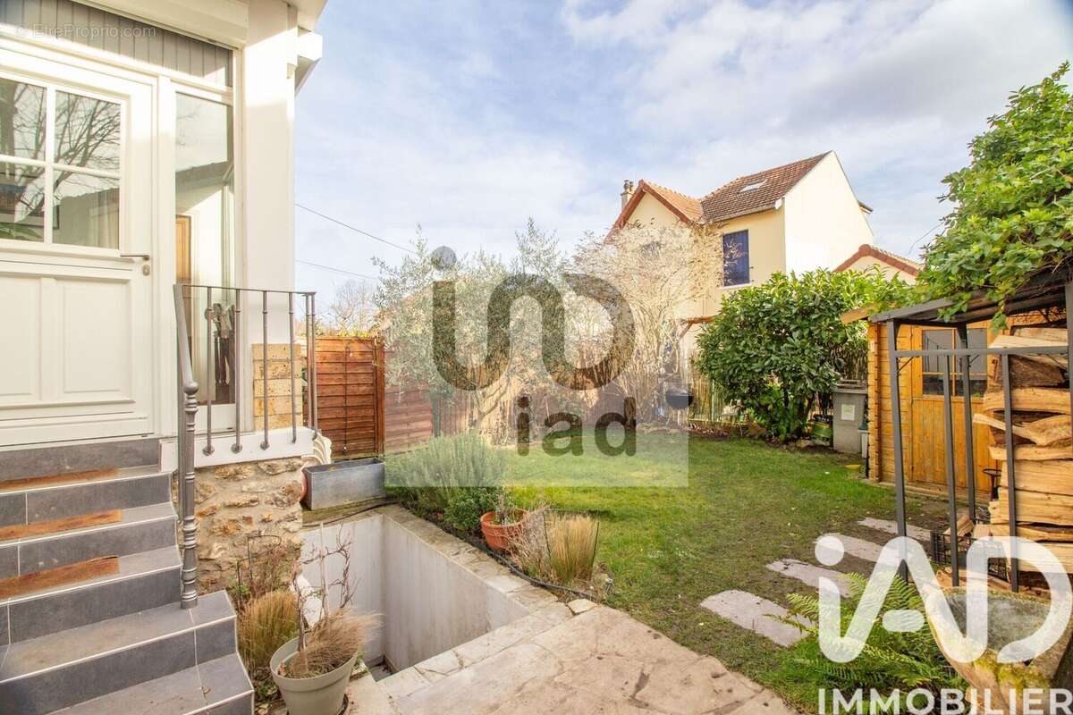 Photo 1 - Maison à MAISONS-LAFFITTE