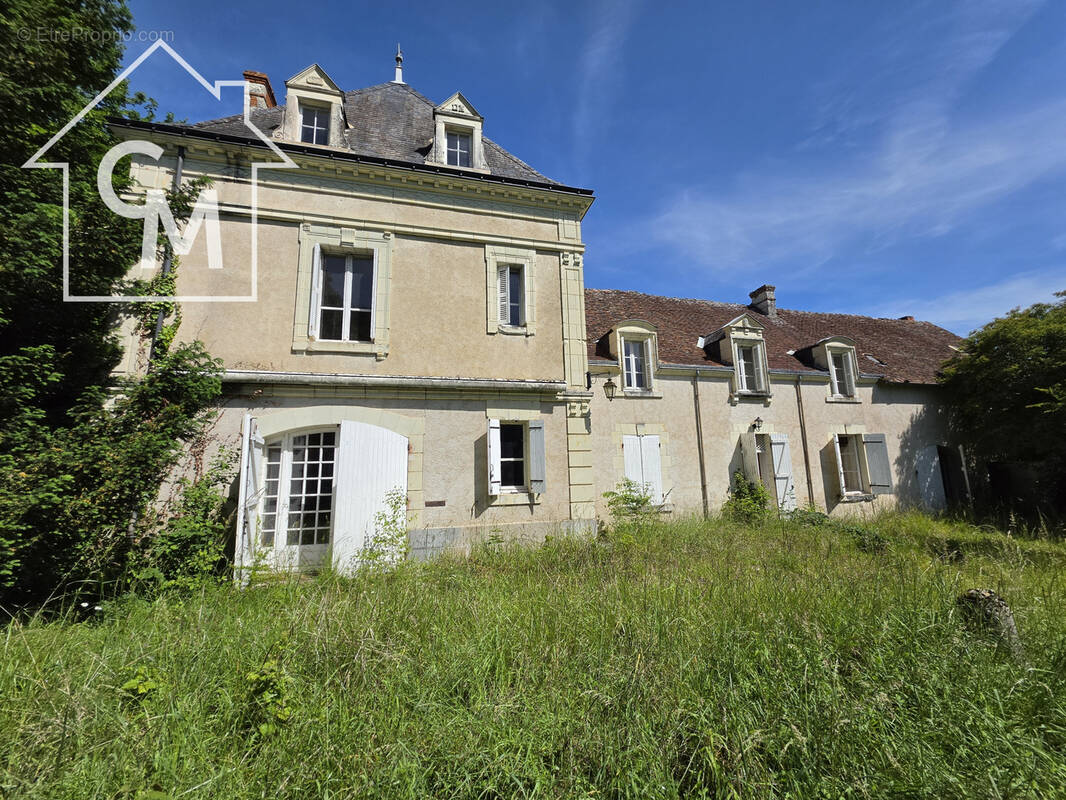 Maison à LESIGNY
