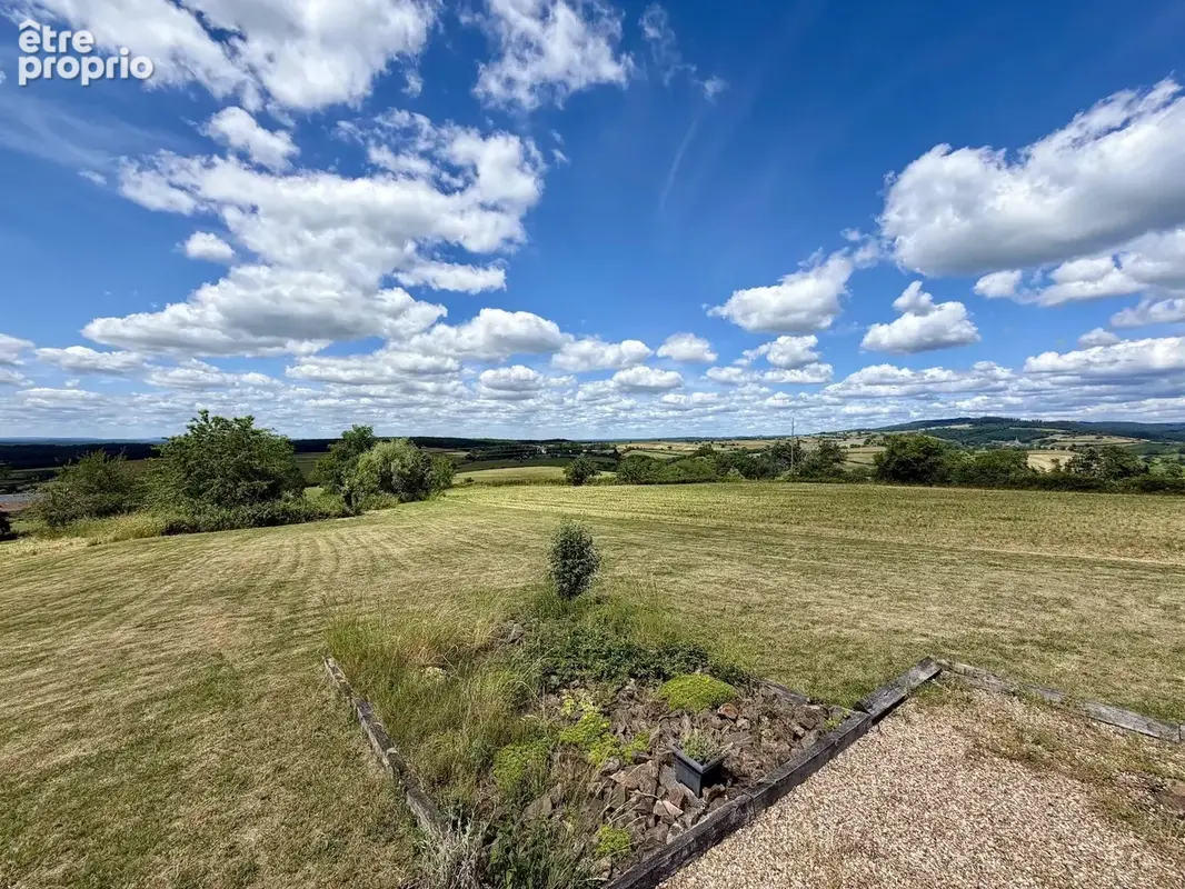 Grand ensemble, entièrement isolé avec 1,4 hectare à vendre près de Remilly - photo 53