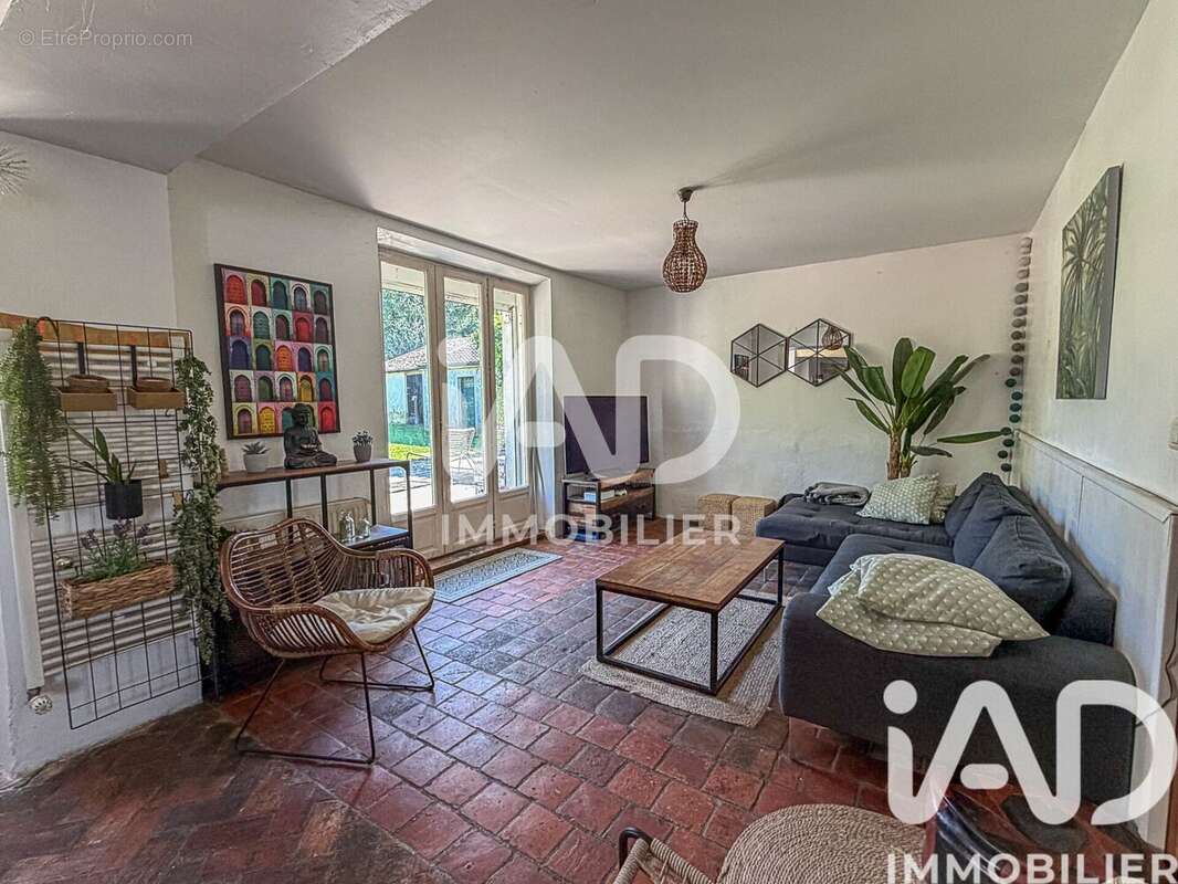 Photo 3 - Maison à LUMIGNY-NESLES-ORMEAUX