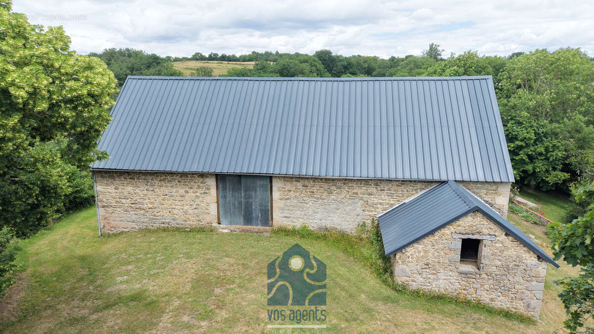 Propriété 9 pièces avec gîte et partie privative, grange, piscine et annexes - photo 24