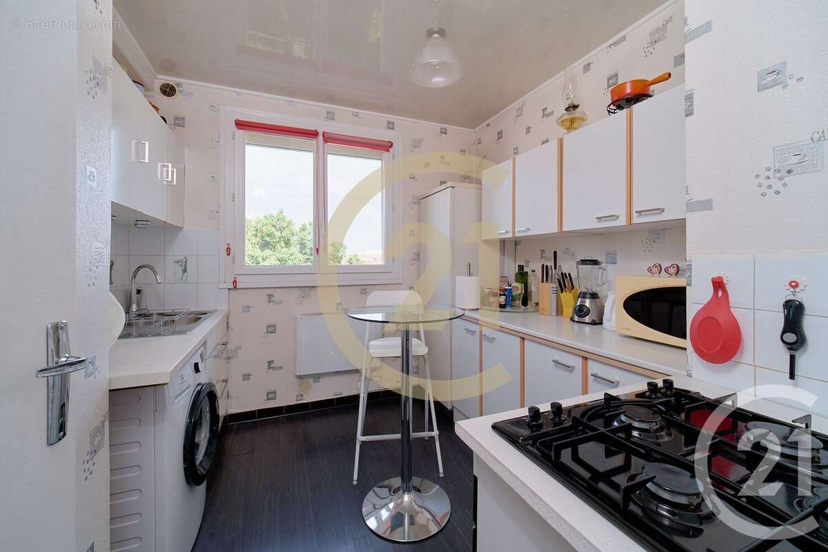 Appartement à LYON-8E