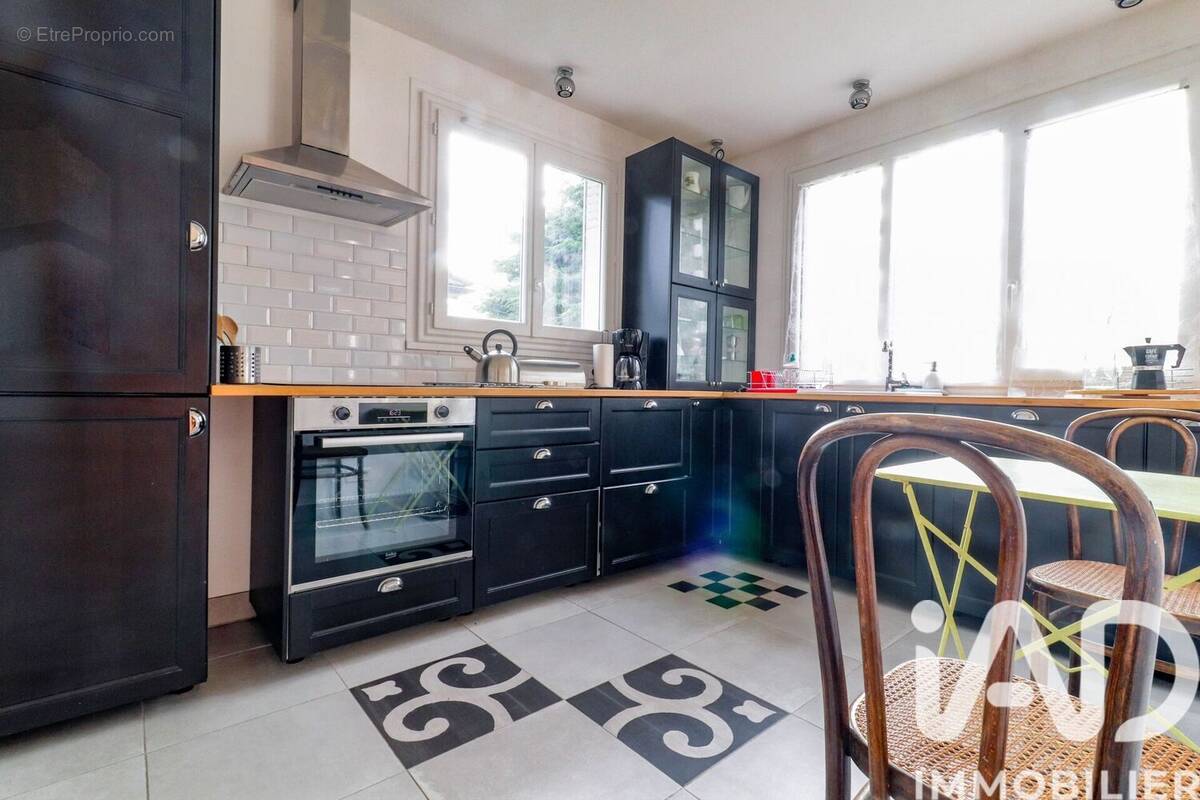 Photo 1 - Maison à SAINT-GERMAIN-LES-ARPAJON