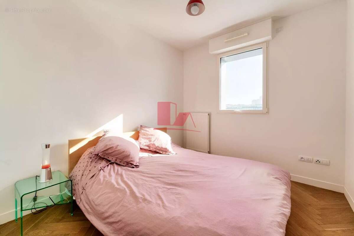 Appartement à ISSY-LES-MOULINEAUX