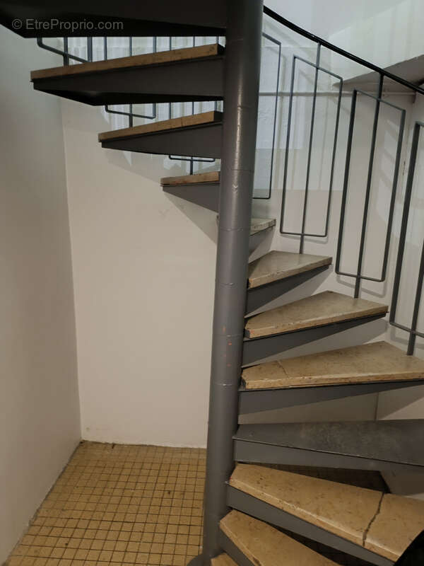 Commerce à DOUCHY-LES-MINES