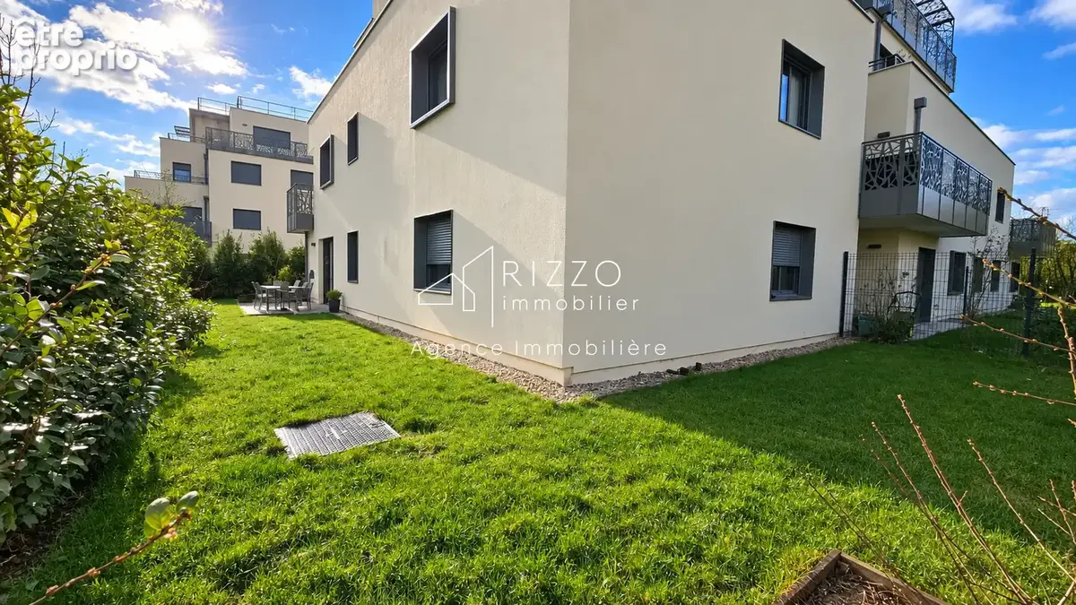 Divonne, 95m2, T4 de 2023, avec jardin/terrasse de 162m2 et 2 garages - photo 2