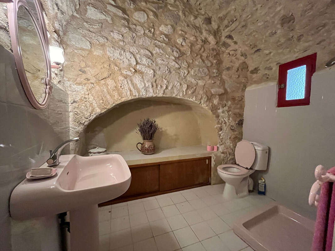 Ensemble de trois maisons Beaumont Du Ventoux - photo 7