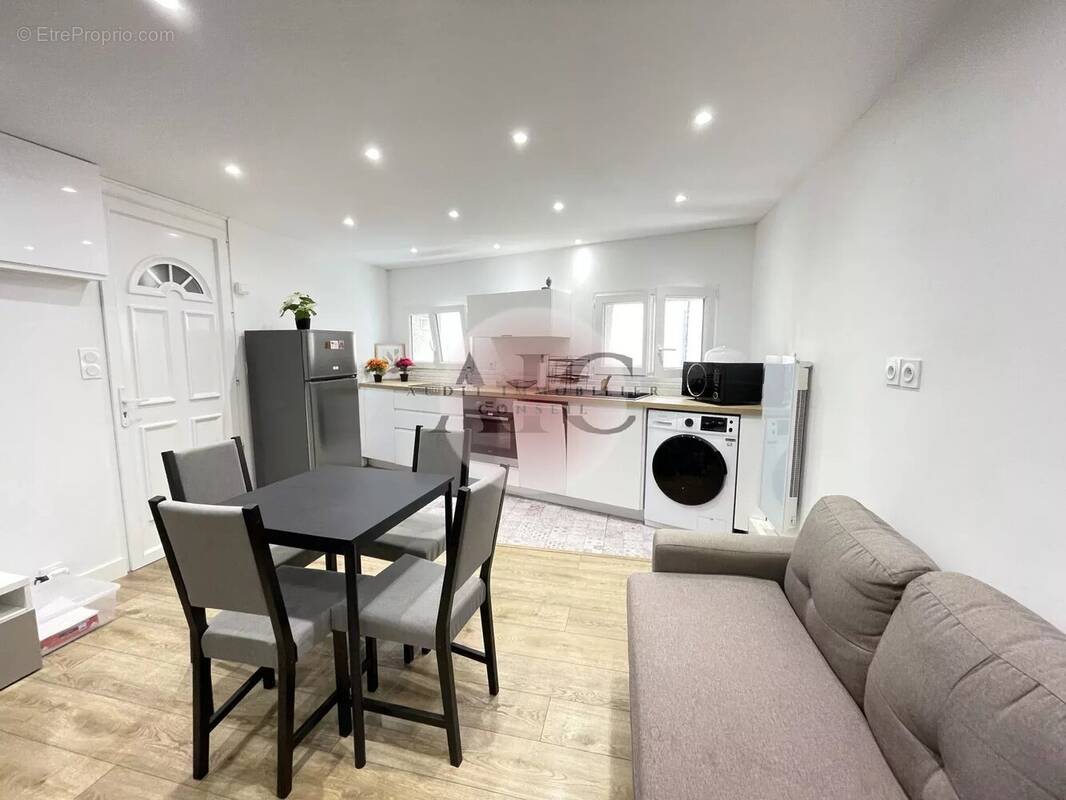 Appartement à FAYENCE