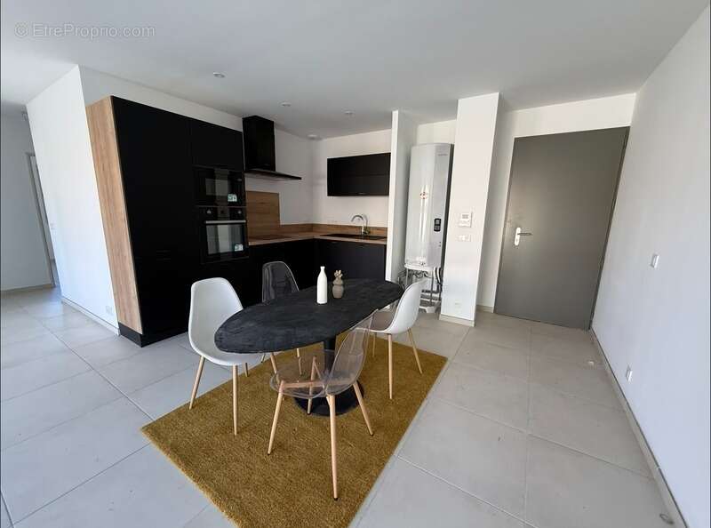 Appartement à LOURMARIN