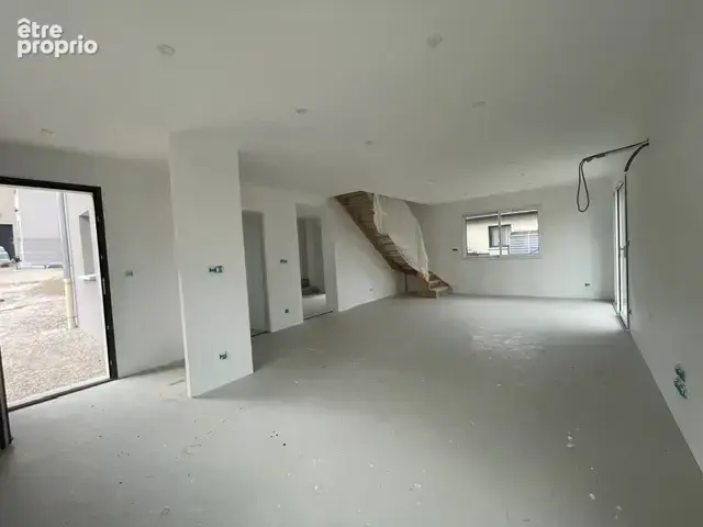 Maison individuelle 3 chambres   garage   terrain d’environ 400 m2 - photo 4