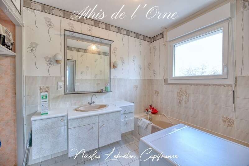 Maison à ATHIS-DE-L'ORNE
