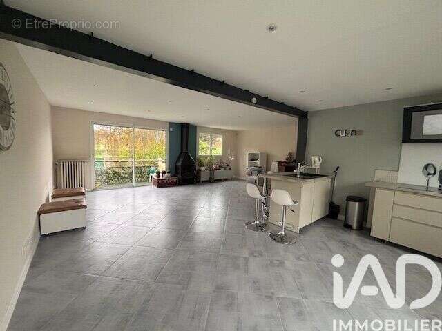 Photo 3 - Maison à CHOISY-LE-ROI