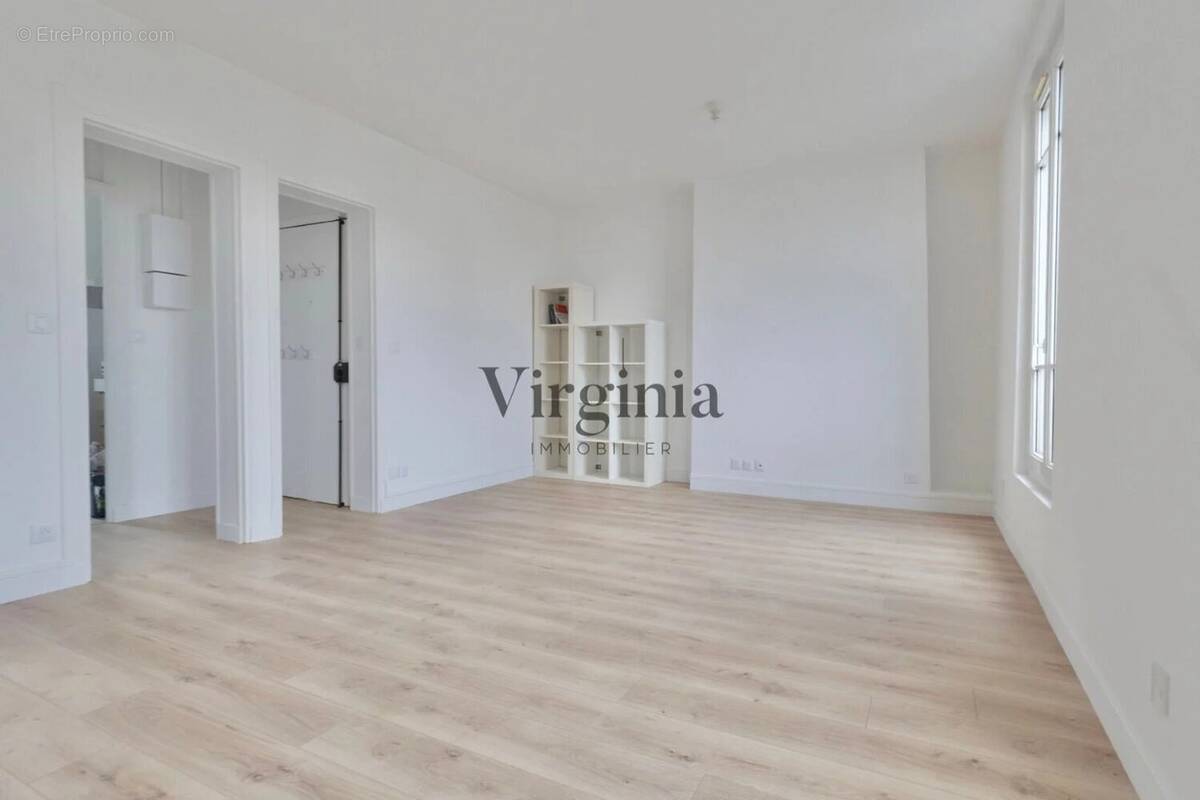 Appartement à CHARENTON-LE-PONT