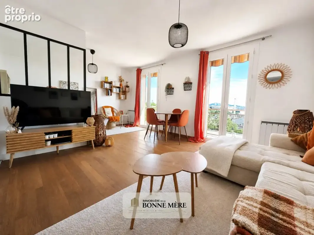 Appartement à MARSEILLE-14E