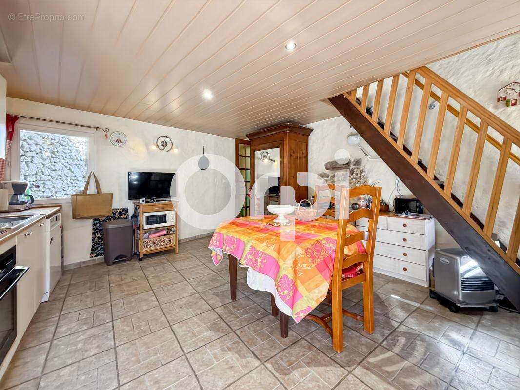 Maison à PRUNET